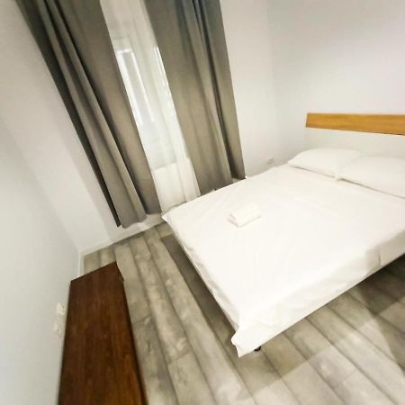 Appartamento Preciziei Retreat Ap With Parking And Self Check In Bucarest Esterno foto